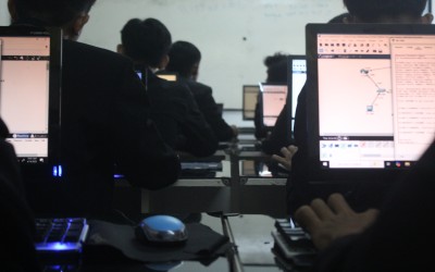 UJI KOMPETENSI KEAHLIAN (UKK) TEKNIK KOMPUTER JARINGAN (TKJ) DAN REKAYASA PERANGKAT LUNAK (RPL) MANTAPKAN PERCAYA DIRI SISWA BERKARIER DI ERA GLOBAL