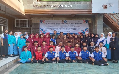 50 ORANG SISWA SMK-CIPTA SKILL MENGIKUTI PROGRAM PENGUATAN NUMERASI BAGI TELENTA MUDA